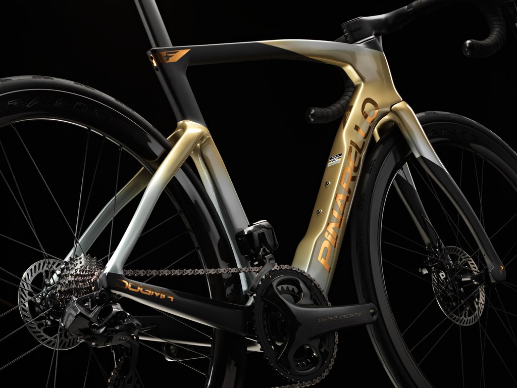 NEW DOGMA F 2027新色発表＆価格改定のお知らせ